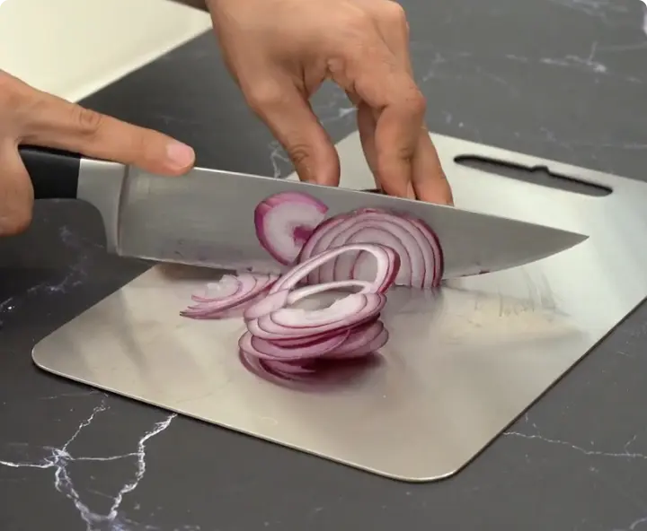 KatuChef Cutting Board Customer - Jasmine R. Ohio, USA